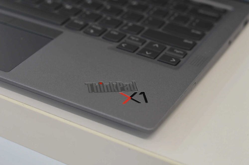 Lenovo ThinkPad X1 Yoga Gen 6 - Intel Core i7-1185G7 / 32GB RAM / 512