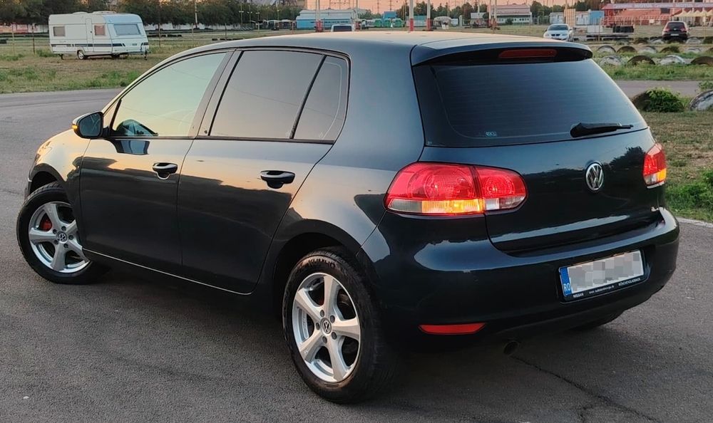 VOLKSWAGEN Golf 2011 — imagine 5