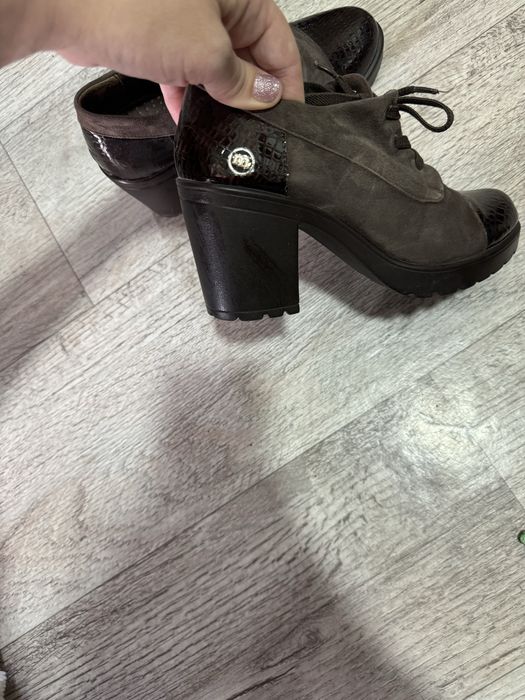 Продам обувь в отличном состоянии