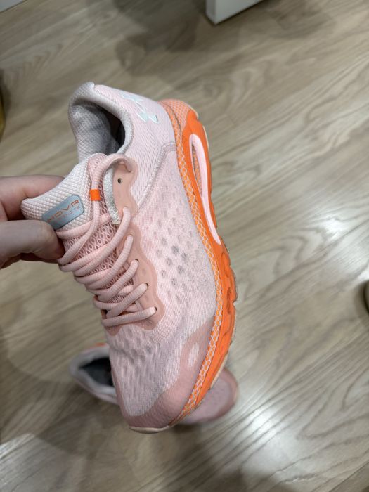 Кроссовки тренировочные Under urmour