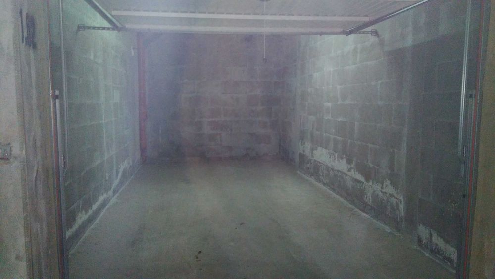 Дава се под наем Гараж / Паркомясто в София, 7-ми 11-ти километър - 30 кв.м за 153 € - Снимка #1