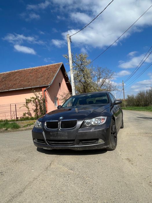 Bmw 320d e90 Manual !!Descrierea !!