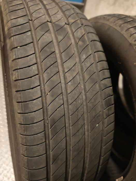 Гуми Michelin Primacy 4 - 215 / 55 / R17