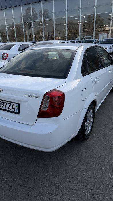 Lasetti 1.8 oq mexanika gazi bor