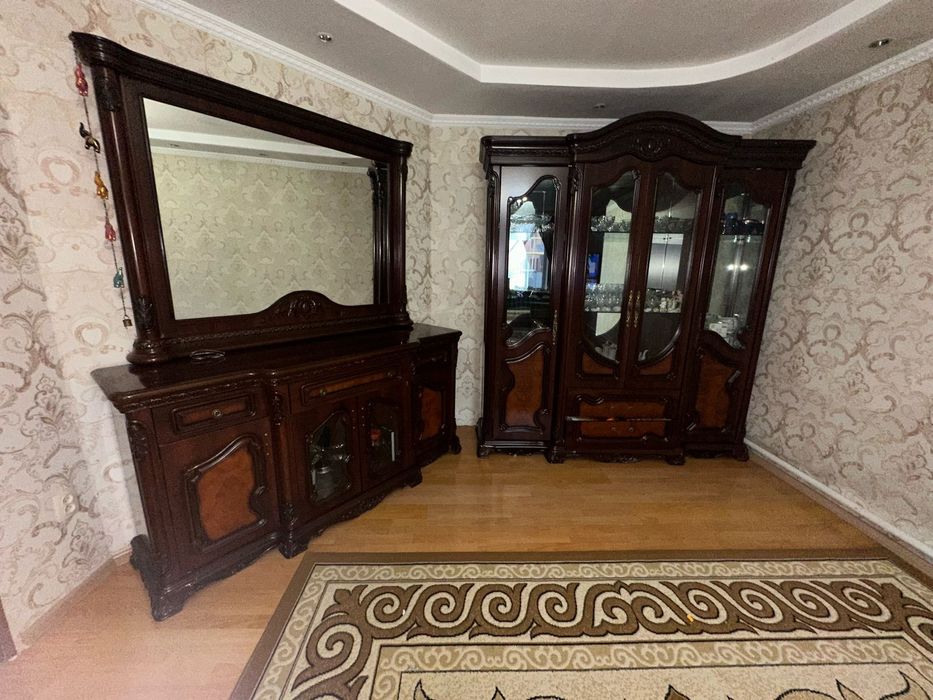 Мебель из дерево гостиная