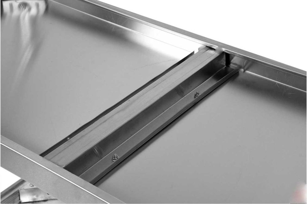 Masă Inox 1200x700x850 mm cu Rebord si Poliță Inferioară Demontabilă