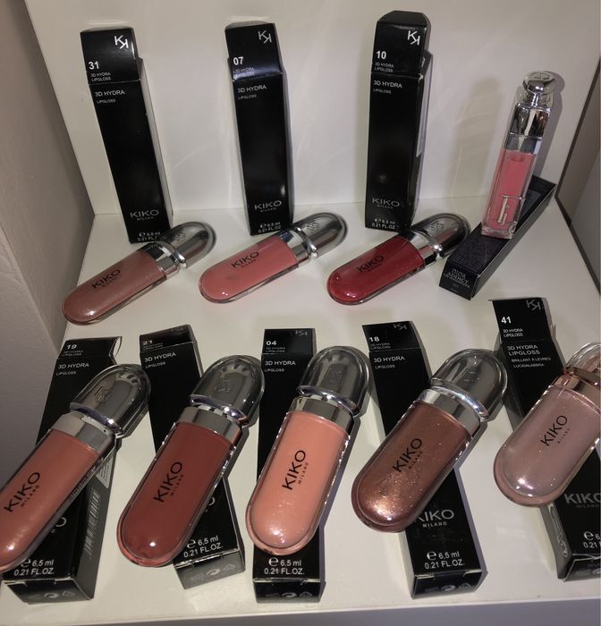 Гланцове за устни