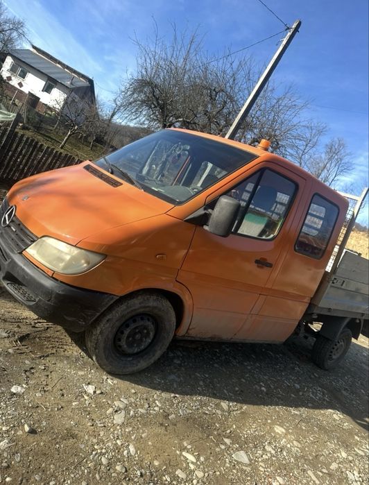 Mercedes-Benz Sprinter 208 – 2.2 Diesel – Stare foarte bună