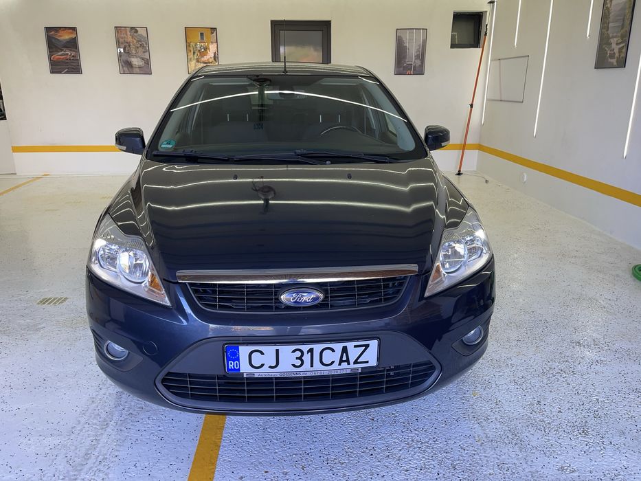 FORD Focus 2011 — imagine 5
