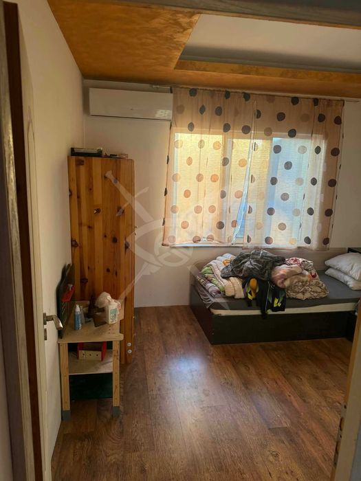 Продава се Къща в Първомай - 240 кв.м за 282 €/кв.м - Снимка #4