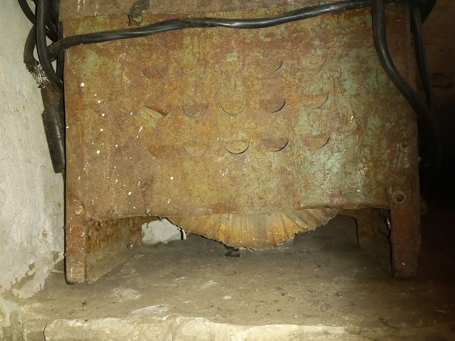 Продам трансформатор 220 воль