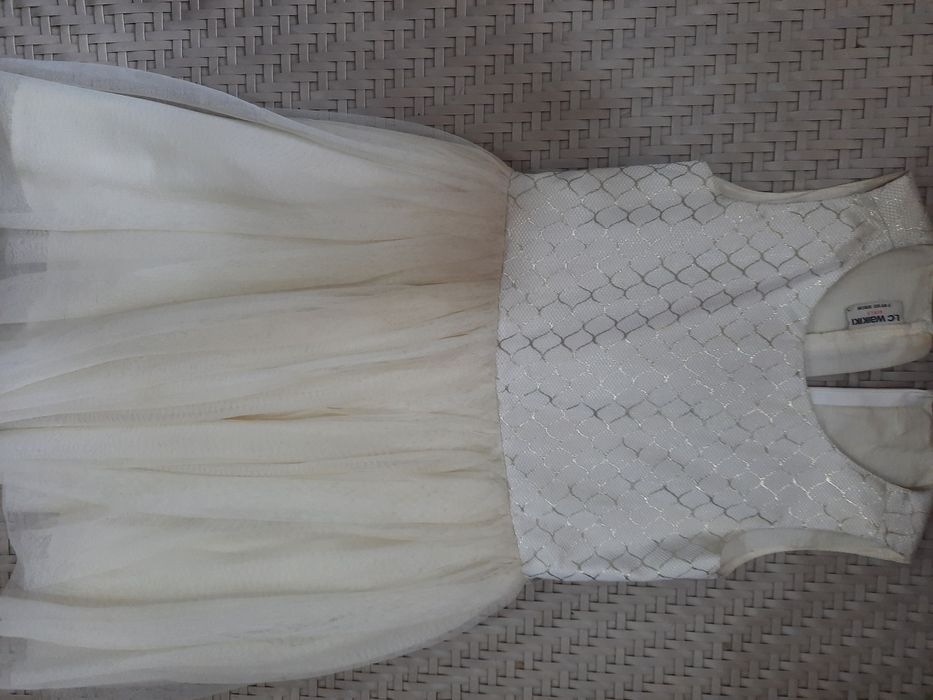 Продам платья 5000тг