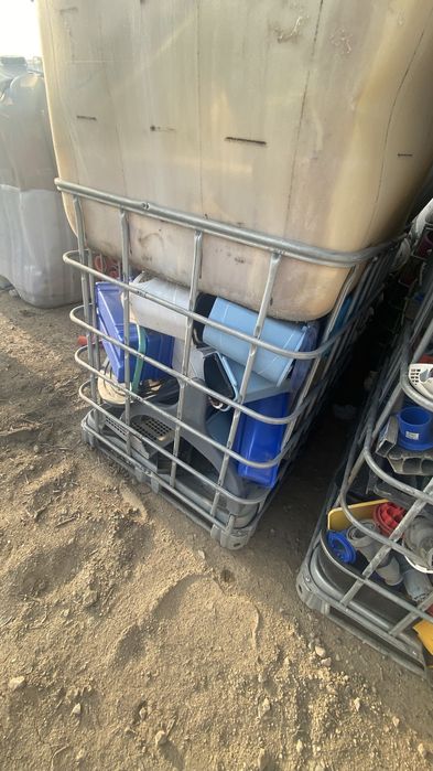 Продаю пластиковые отходы (несорт).