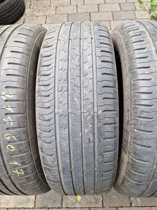 Vând 4 anvelope SH vara Continental 215/60/17