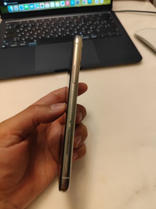 Продам iphone 11 pro 64 gb