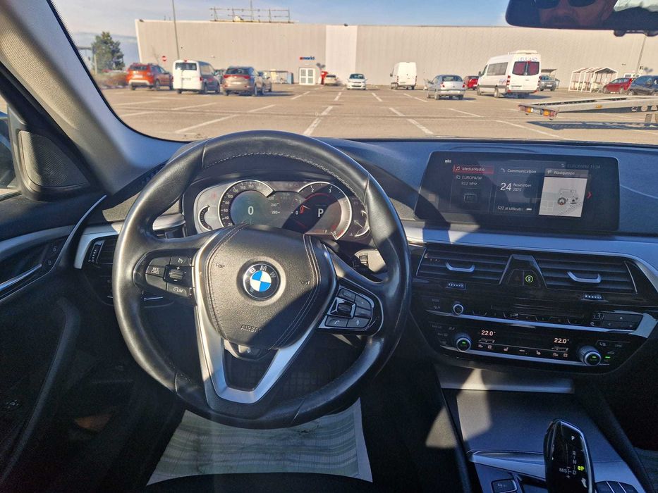 Vand BMW 520 D XDrive an fabricație 2017
