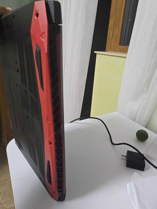 геймърски лаптоп Acer Predator Helios