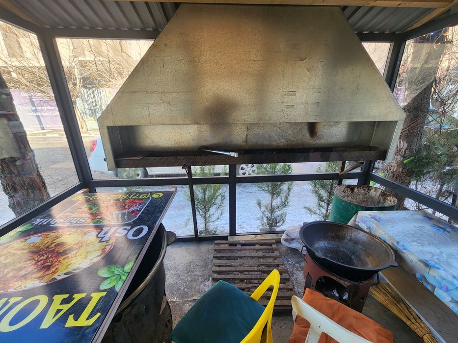 Продаётся бутка для кафе коленный стекло безопасный