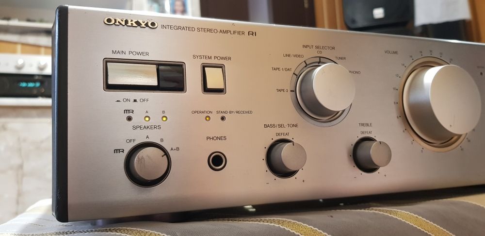 Muzica - Onkyo A-8940 RI - Japan - original, fără intervenții