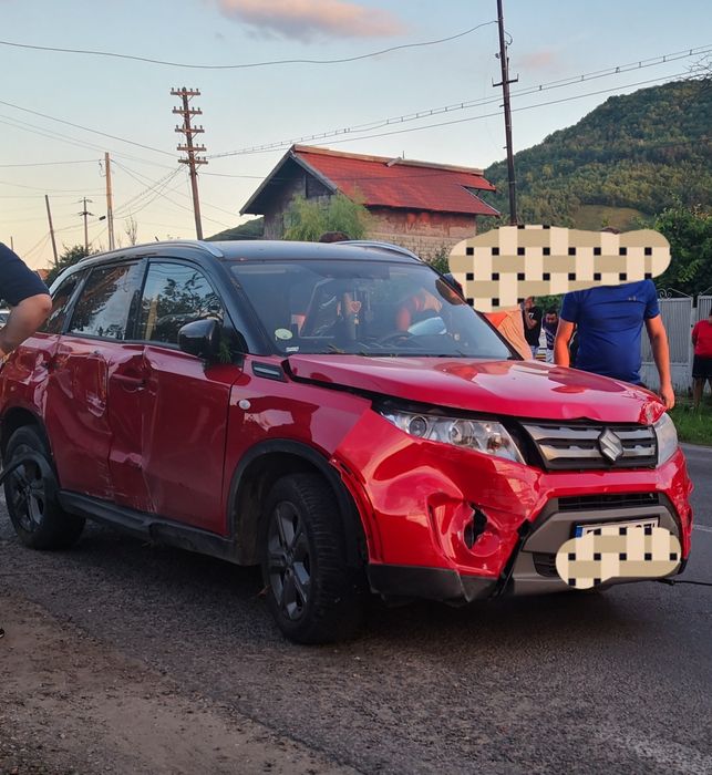Dezmembrez  Suzuki Vitara 1.6 ddis 2015+