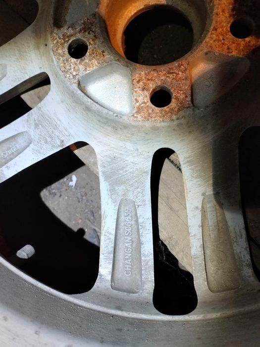 Продам шины зимние