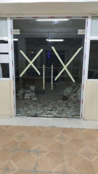 Регулеровка окна. двери, витражей и стеклянные двери