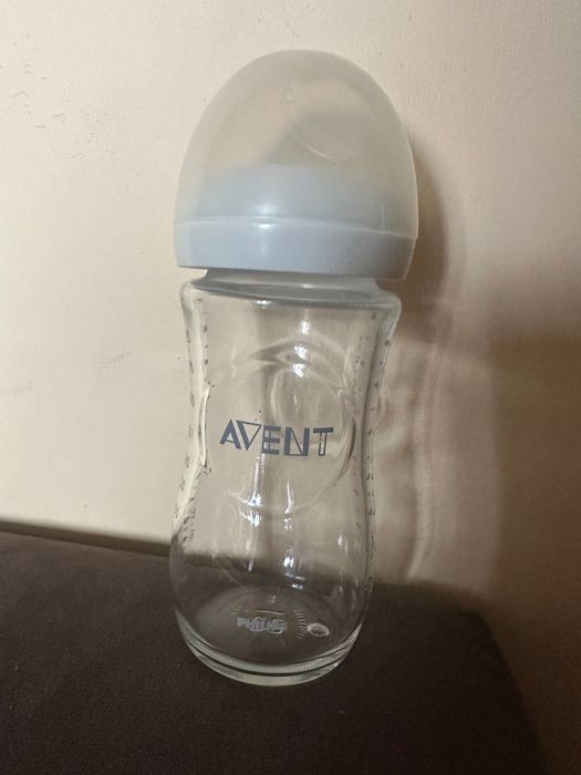Philips Avent - стъклено и пластмасово шише, биберони, резервни части
