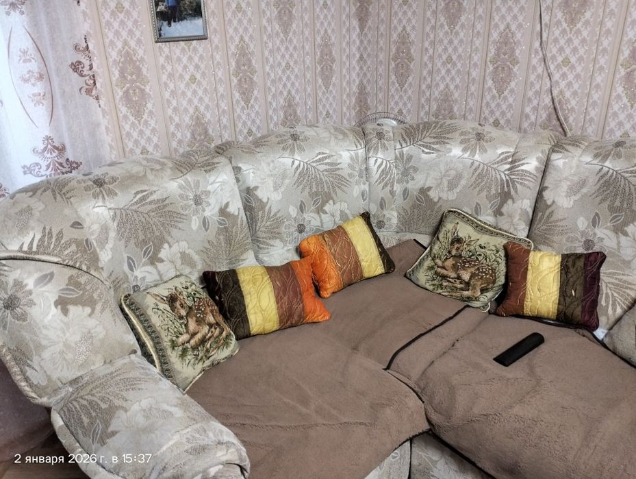 Продам диван угловой