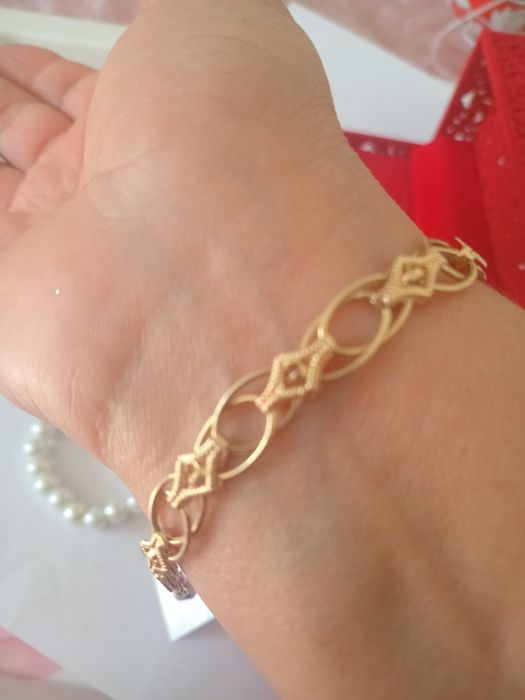 Золотой браслет .