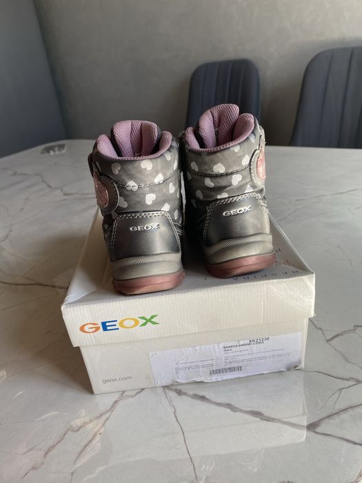 Ботинки GEOX         .