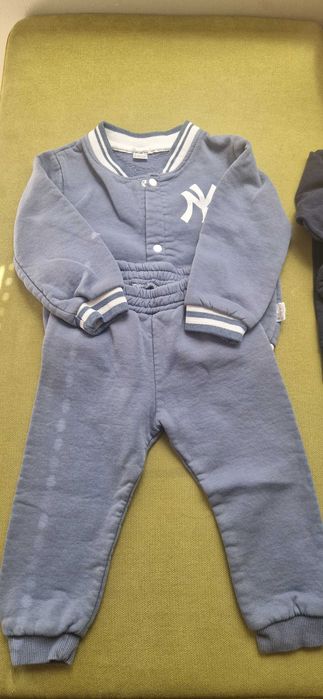 Продавам Детски дрехи