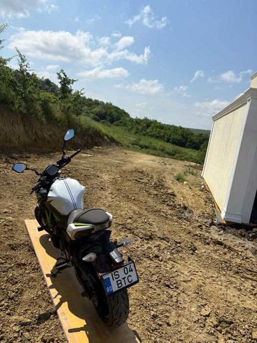 kawasaki z650, tinuta in garaj, 68cp