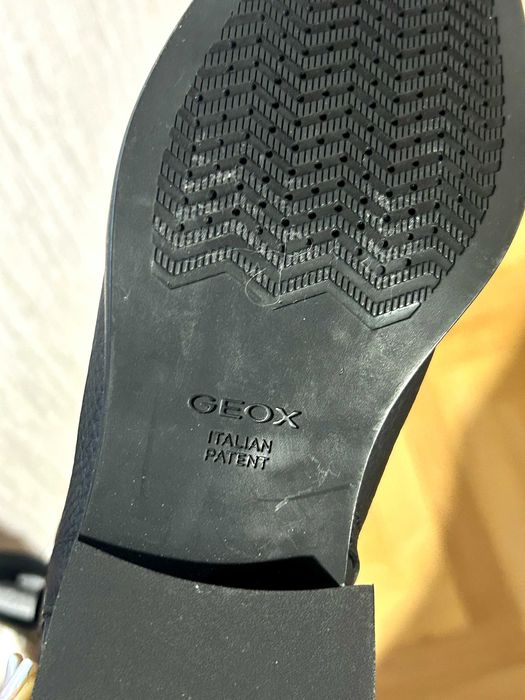 Чисто нови дамски ботуши GEOX - естествена кожа