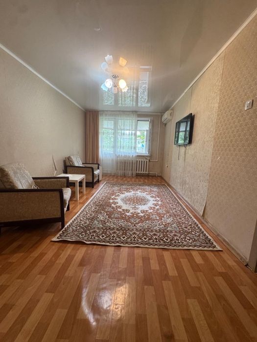 Продается 2-х комн.кв с 2 балконами. Центр