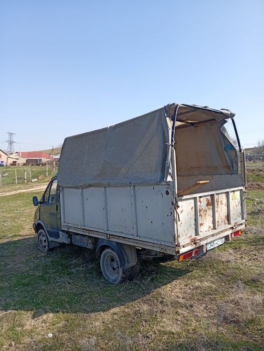 Продам срочно газель бортовой