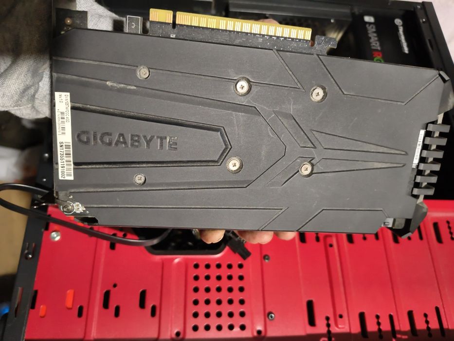 Геймърски компютър 1050ti  Gigabyte