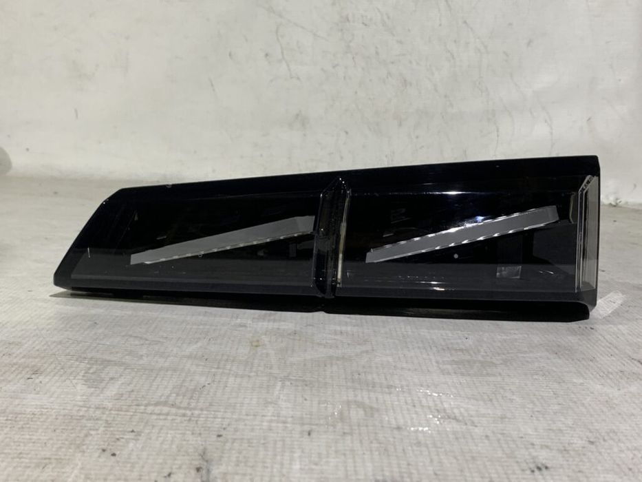 Stop dreapta spate pe hayon, Peugeot 308 GT, 2021, 2022, 2023, 2024, cod origine OE 9835300380.