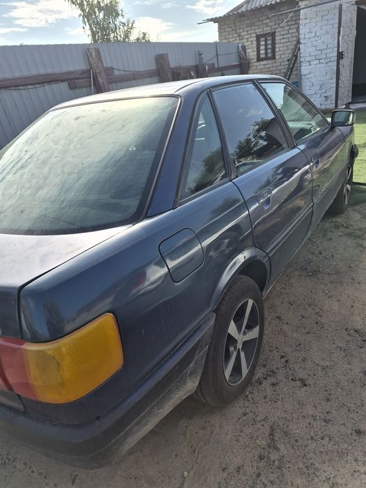 Продам ауди 80 б3 1991 года выпуска