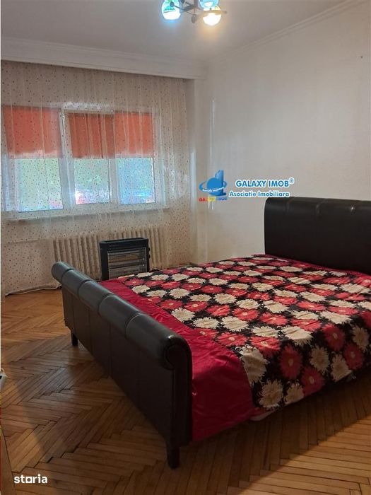 vanzare ap cu 3 camere cf 1 dec  . TRIVALE  .