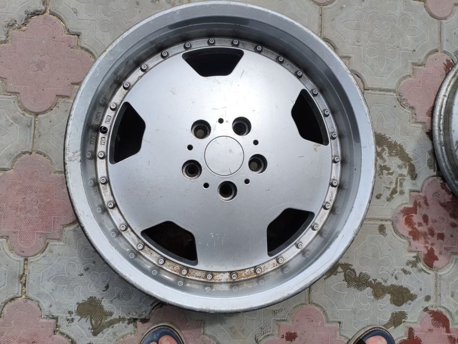 Диски  оригинал R17 разно раазмерные