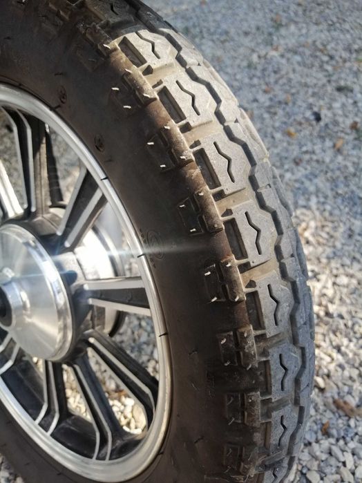 Продавам китайска педалетка 50 куб.