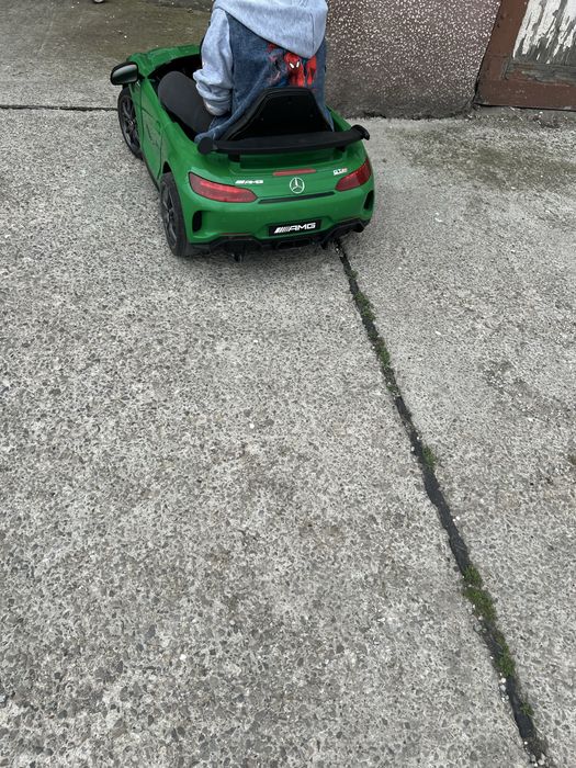 Електрическа кола за деца, Baby Mix, Mercedes-Benz AMG GT R, зелена, 108x67x46 см, 3-8 години