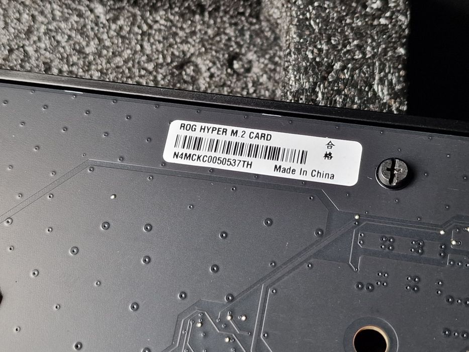asus rog m 2 hyper card SSD nvme