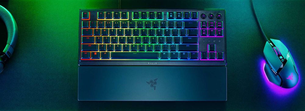 Tastatura Gaming Mecanica Razer Ornata V3 Tenkeyless RGB TKL RZ03-03380100-R3M1 noua garantie Sigilata