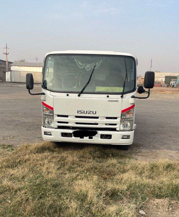 Isuzu  mahsus texnika