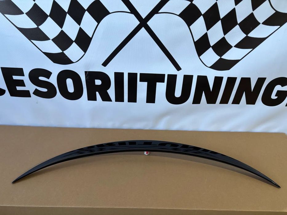 Eleron portbagaj AMG MERCEDES C-Class W205 (2014-2018) negru lucios