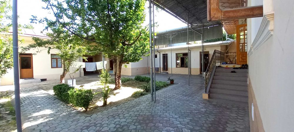 Ko'kcha Oqlon mahallasida 4.5 sotikli hovli sotiladi