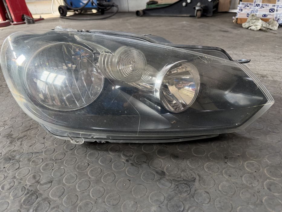 Продавам фарове за голф 6