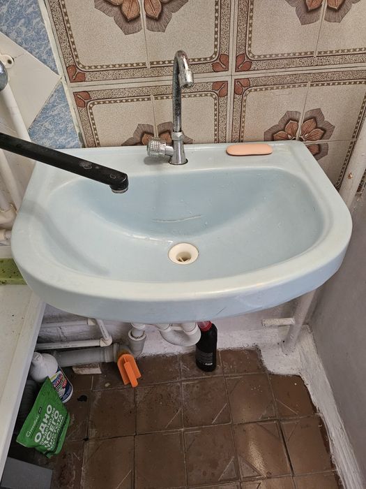Отдам Раковину в хорошем состоянии.
