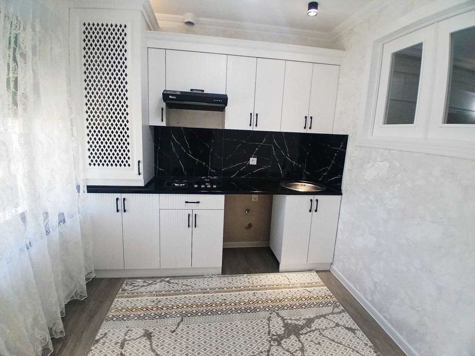 2х комнатная квартира на 6 этаже 45кв/м, в Самарканде